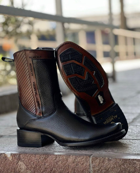 Black-Toned Elegance Cowboy Boots