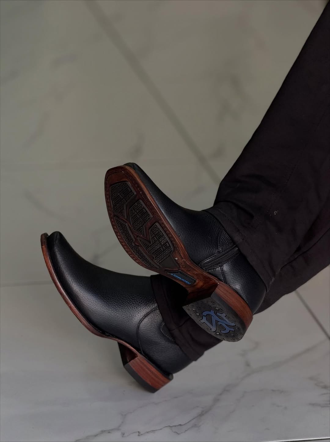 Bootin Milan Venado Men's Black Leather Boots - Handmade