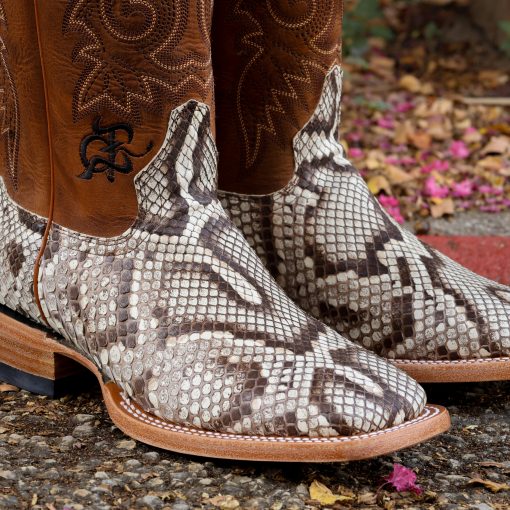Molurus Matte Natural Square Toe Boots