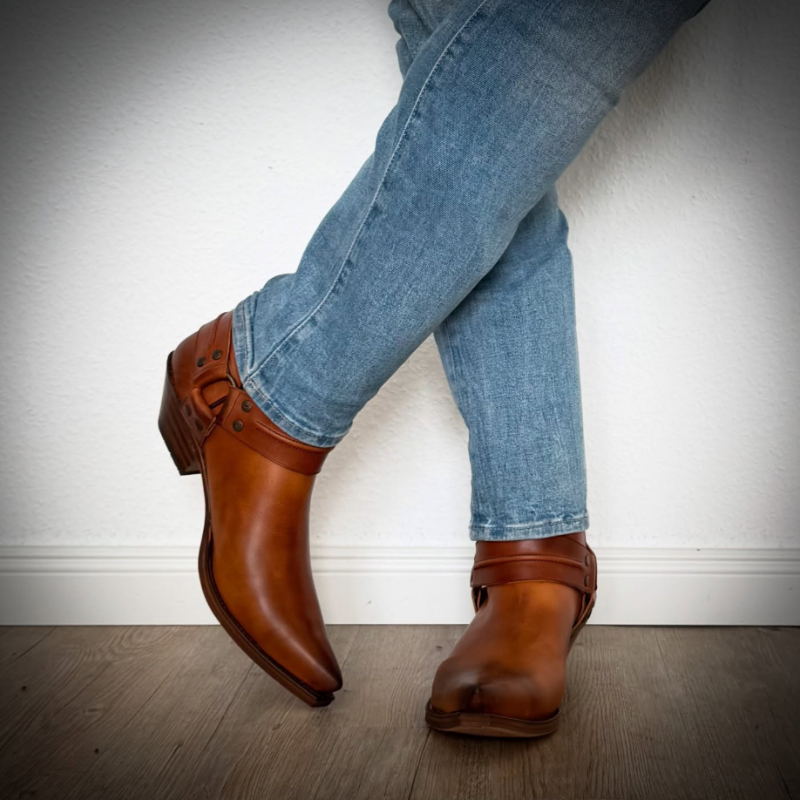 Crocodile With Calf Ankle Zippe
